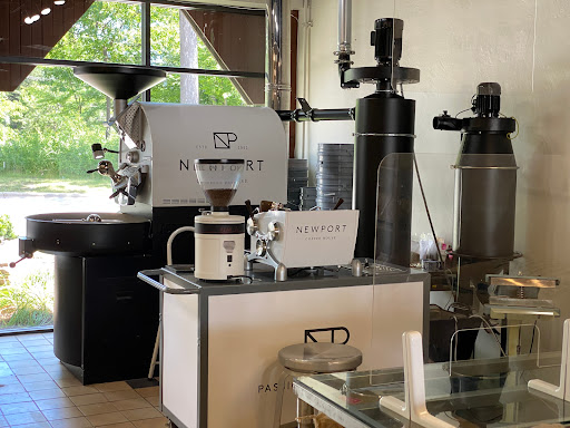 Cafe «Newport Coffee House», reviews and photos, 1121 Half Day Rd, Bannockburn, IL 60015, USA