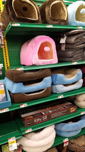 Pet Supply Store «Pet Supplies Plus», reviews and photos, 1377 N 21st St, Newark, OH 43055, USA