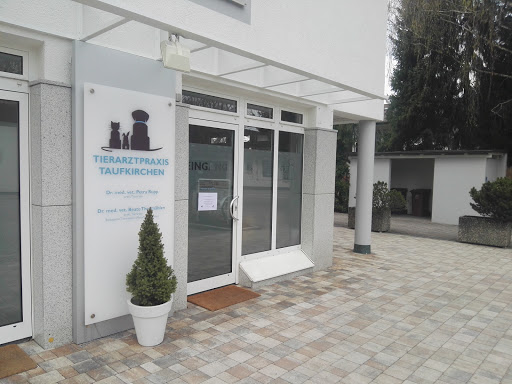 Tierarztpraxis Taufkirchen unter Taufkirchen, Bayern