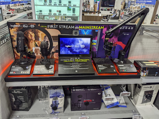 Electronics Store «Best Buy», reviews and photos, 8923 Bay Pkwy, Brooklyn, NY 11214, USA