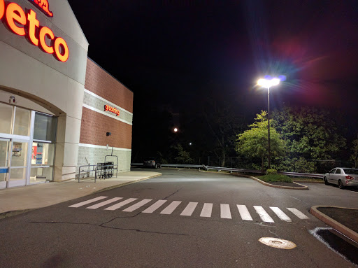 Pet Supply Store «Petco Animal Supplies», reviews and photos, 210 Fortune Blvd, Milford, MA 01757, USA