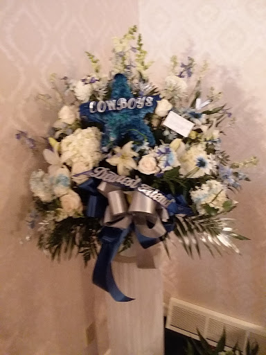 Florist «Finer Flowers», reviews and photos, 645 E Landis Ave, Vineland, NJ 08360, USA