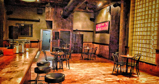 Bar «Crown Liquors», reviews and photos, 2821 N Milwaukee Ave, Chicago, IL 60618, USA