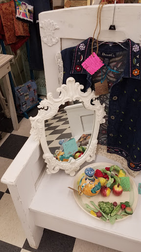 Antique Store «Craftiques Mall - NW Military», reviews and photos, 2375 NW Military Hwy, San Antonio, TX 78231, USA