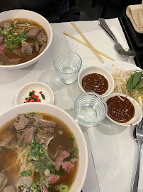 Plats et boissons du Restaurant asiatique Pho 12 à Noisiel - n°1