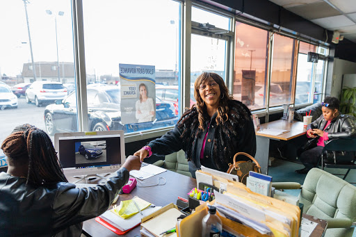 Used Car Dealer «AMC Auto», reviews and photos, 30030 Groesbeck Hwy, Roseville, MI 48066, USA