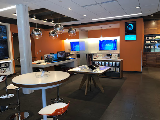 Cell Phone Store «AT&T», reviews and photos, 1580 E 14th St, San Leandro, CA 94577, USA