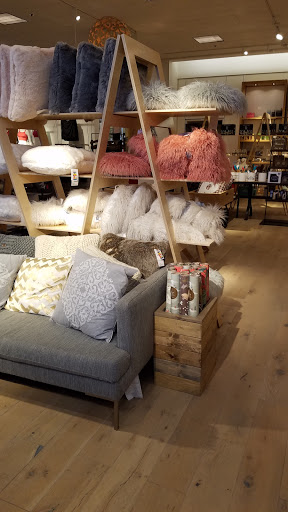 Department Store «Nordstrom Hillsdale Shopping Center», reviews and photos, 130 E Sailer Dr, San Mateo, CA 94403, USA