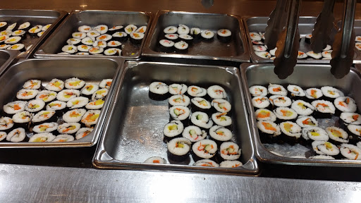 Buffet de sushis gratuit en Montreal