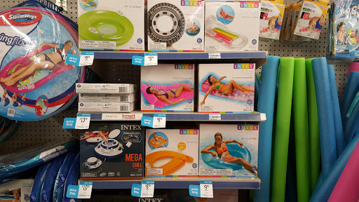 Discount Store «Kmart», reviews and photos, 1 Flower Valley Shopping Center, Florissant, MO 63033, USA