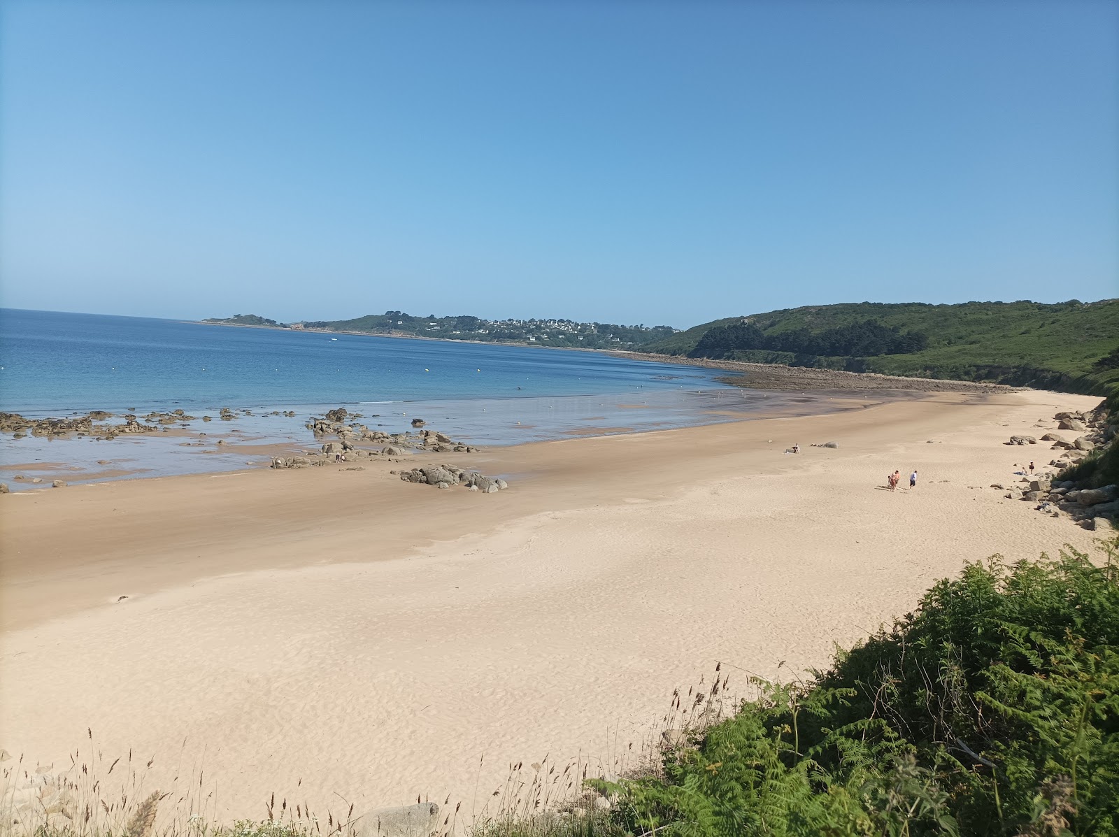 Plage de Goas Lagorn'in fotoğrafı geniş plaj ile birlikte