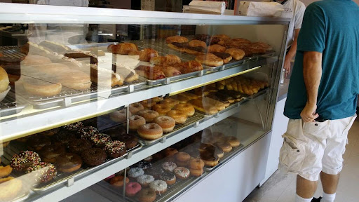 Donut Shop «Allens Donuts», reviews and photos, 10377 Folsom Blvd, Rancho Cordova, CA 95670, USA