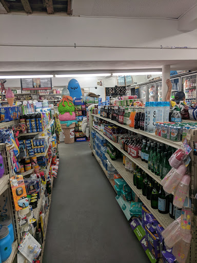 Grocery Store «Neighbor-Saver Market», reviews and photos, 2144 Avenida De La Playa, La Jolla, CA 92037, USA