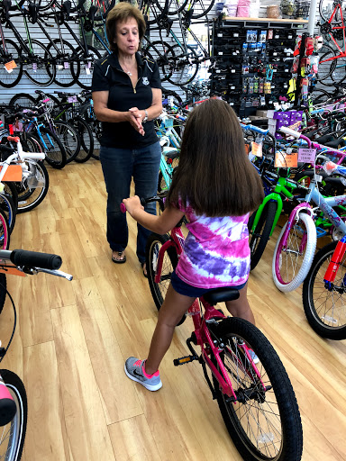 Bicycle Store «Mineola Bicycle, Fitness & Mower», reviews and photos, 475 Jericho Turnpike, Mineola, NY 11501, USA