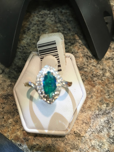 Pawn Shop «West Columbia Pawn & Jewelry», reviews and photos, 1215 Augusta Rd, West Columbia, SC 29169, USA