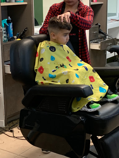 Beauty Salon «Fascinations-Maribel Hair Salon», reviews and photos, 3402 Tidwell Rd, Houston, TX 77093, USA