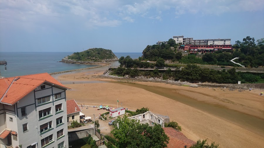 Playa de Isuntza hondartza