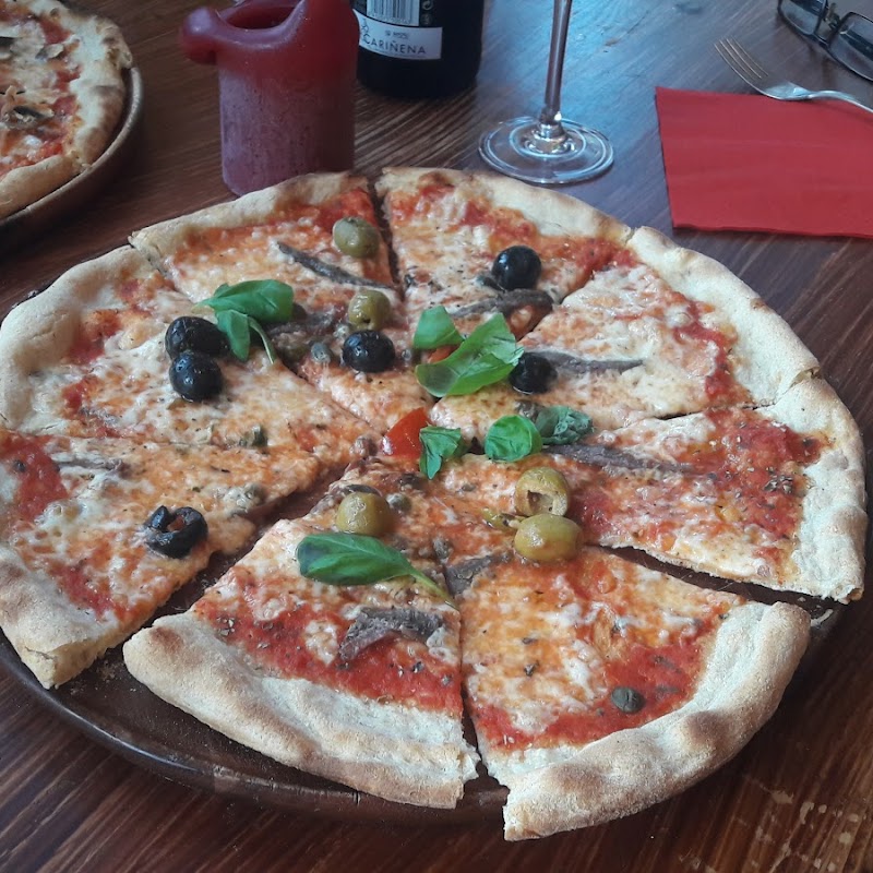 Terracotta Pizze & Tapas