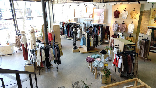 Clothing Store «Urban Outfitters», reviews and photos, 3006 Hennepin Ave S, Minneapolis, MN 55408, USA