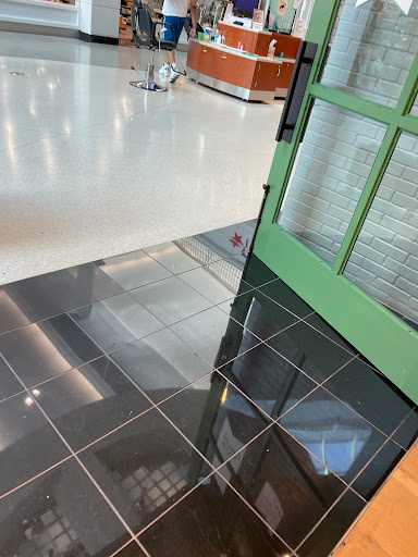 Clothing Store «AEO & Aerie Store», reviews and photos, 825 Dulaney Valley Rd #116, Towson, MD 21204, USA