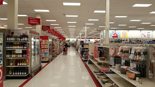 Department Store «Target», reviews and photos, 3535 Steelyard Dr, Cleveland, OH 44109, USA