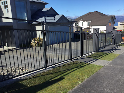 Warner Fencing & Gates Wellington