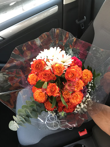 Florist «Gladys & Miguel Flowers», reviews and photos, 16045 NW 57th Ave, Hialeah, FL 33014, USA