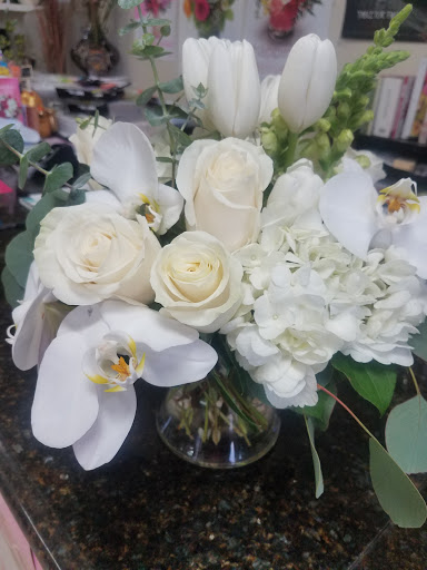 Florist «Blooming Events Florists», reviews and photos, 42005 Cook St #210, Palm Desert, CA 92211, USA
