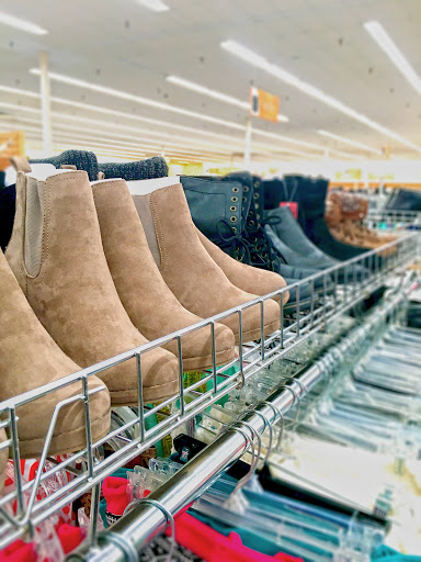 Thrift Store «B-thrifty - The Super Thrift Store», reviews and photos, 13412 Jefferson Davis Hwy, Woodbridge, VA 22191, USA