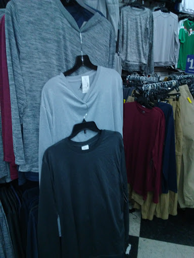 Discount Store «Fallas Discount Stores», reviews and photos, 215-223 E Fordham Rd, Bronx, NY 10458, USA