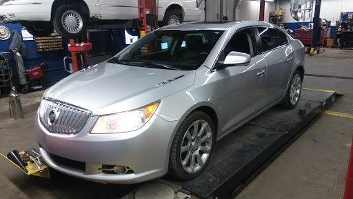 Tire Shop «Marysville Car Care Center», reviews and photos, 2929 Gratiot Blvd, Marysville, MI 48040, USA