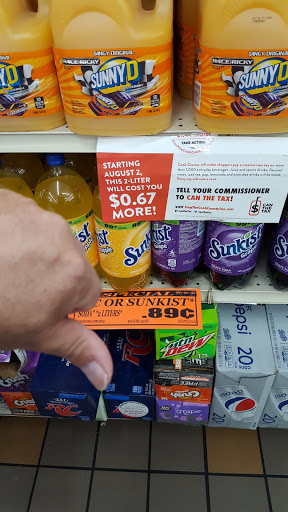 Grocery Store «La Chiquita Supermarket», reviews and photos, 3555 W 26th St, Chicago, IL 60623, USA