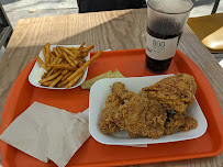 Bâtonnets de poulet panés du Restauration rapide Popeyes - Gare du Nord à Paris - n°12