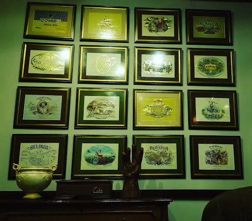 Tobacco Shop «Orange Cigar & More», reviews and photos, 278 Boston Post Rd, Orange, CT 06477, USA