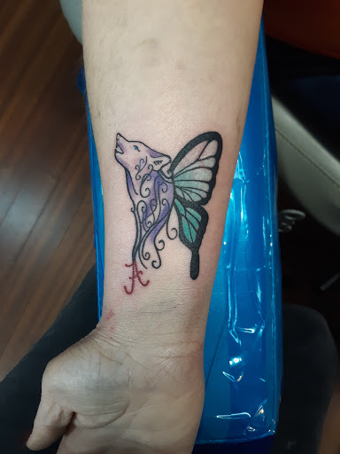 Tattoo Shop «Big Easy Tattoo Studio», reviews and photos, 907 Main Plaza Dr, Wentzville, MO 63385, USA