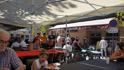 Bar Du Commerce à Sénas