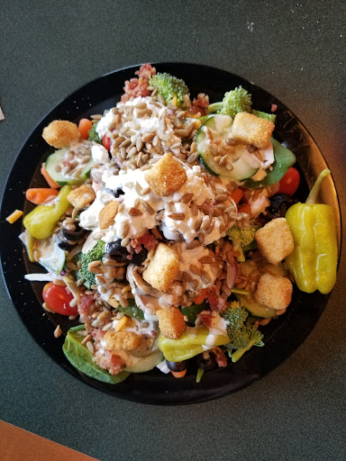 Pizza Restaurant «Round Table Pizza», reviews and photos, 10389 SE 82nd Ave, Happy Valley, OR 97086, USA