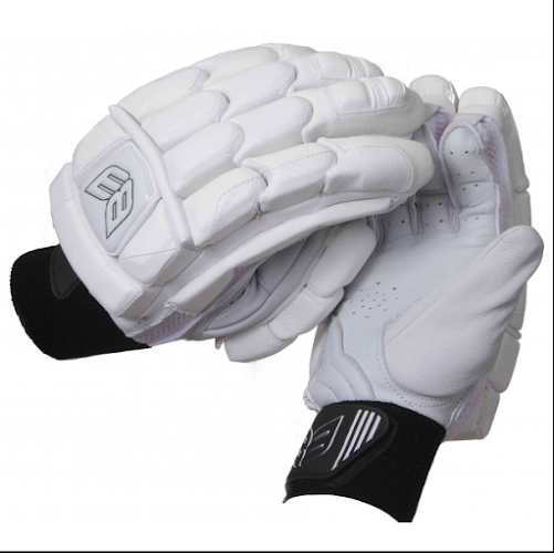 Comments and reviews of B3 Cricket