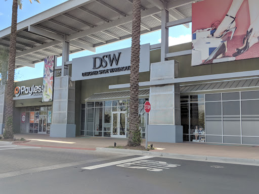 Shoe Store «DSW Designer Shoe Warehouse», reviews and photos, 1900 E Rio Salado Pkwy, Tempe, AZ 85281, USA