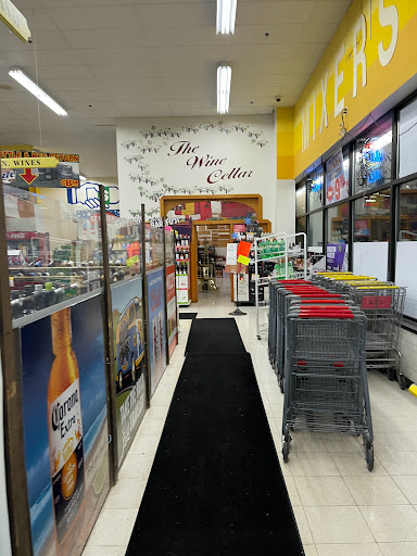 Liquor Store «Connecticut Beverage Mart», reviews and photos, 955 Washington St, Middletown, CT 06457, USA