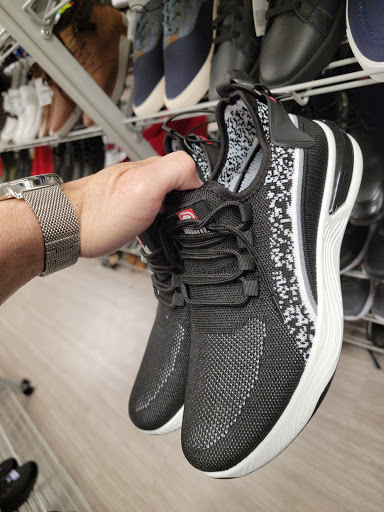 Clothing Store «Burlington Coat Factory», reviews and photos, 9470 FM 1960 Bypass Rd W, Humble, TX 77338, USA