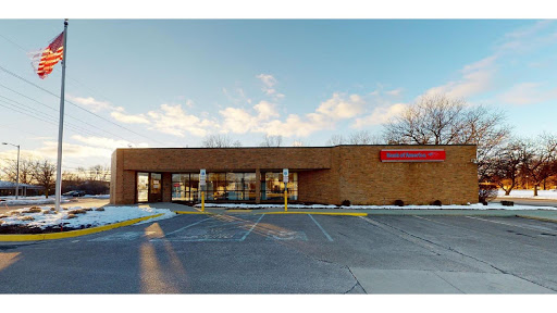 Bank of America with Drive-thru ATM in West Bloomfield Township, Michigan