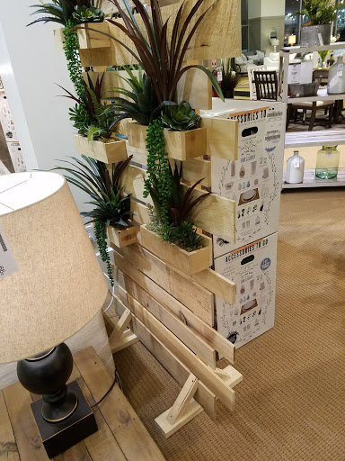 Furniture Store «Value City Furniture», reviews and photos, 8032 Burlington Pike, Florence, KY 41042, USA