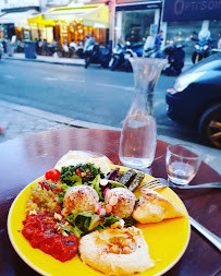 Plats et boissons du Restaurant de plats à emporter Le daily syrien à Paris - n°15