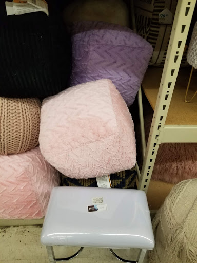 Home Goods Store «At Home», reviews and photos, 301 Noble Creek Dr, Noblesville, IN 46060, USA