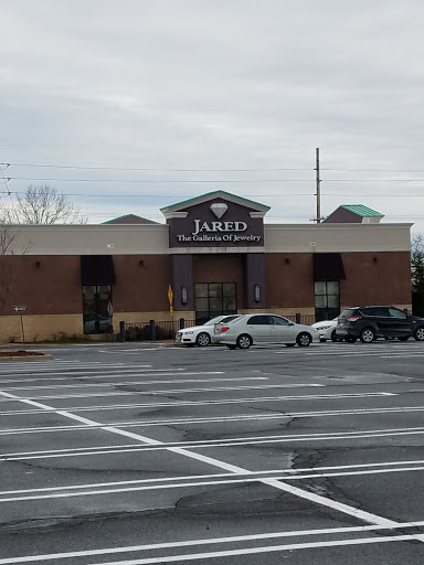 Jewelry Store «Jared The Galleria of Jewelry», reviews and photos, 184 NJ-35, Eatontown, NJ 07724, USA