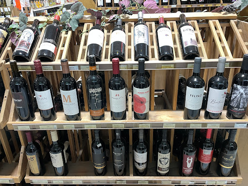 Liquor Store «Short Stop Wine & Spirits», reviews and photos, 2190 Eagle Creek Ln # F, St Paul, MN 55129, USA