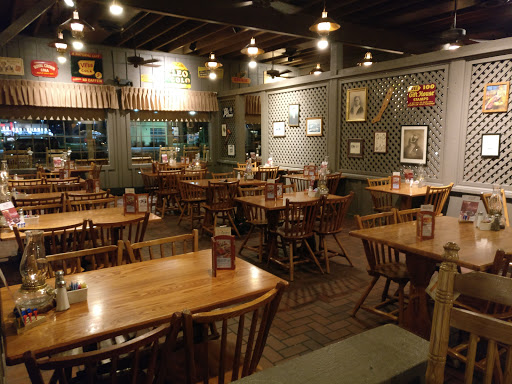 American Restaurant «Cracker Barrel Old Country Store», reviews and photos, 2012 E 59th St, Anderson, IN 46013, USA