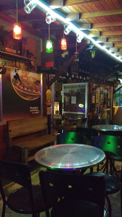 Parrilla Bar Son Y Sabor - a 64-270 Calle 34 #64130, Itagüi, Antioquia, Colombia