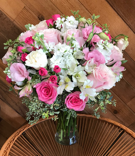 Florist «B&B Flowers and Balloons», reviews and photos, 623 S Pacific Ave, San Pedro, CA 90731, USA